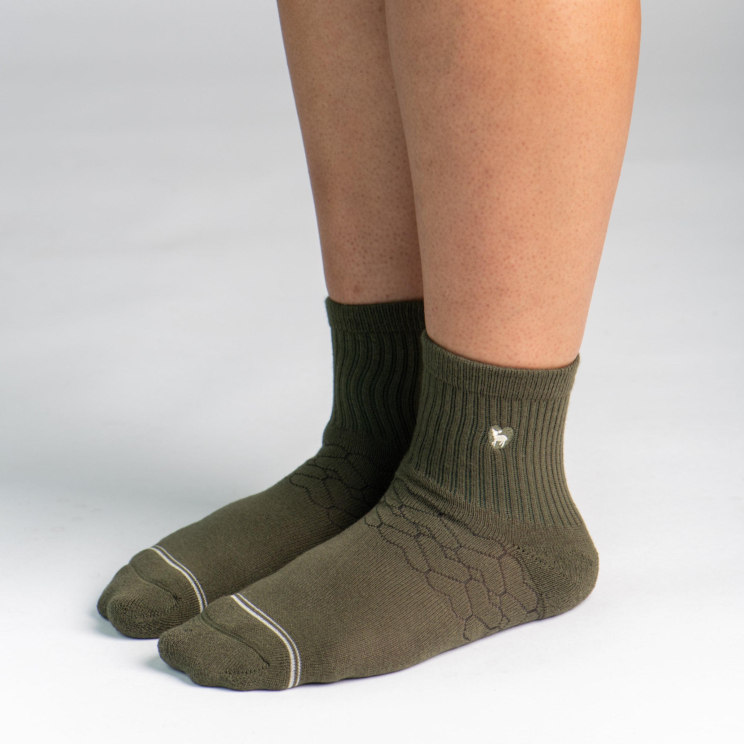 Quarter deals crew socks