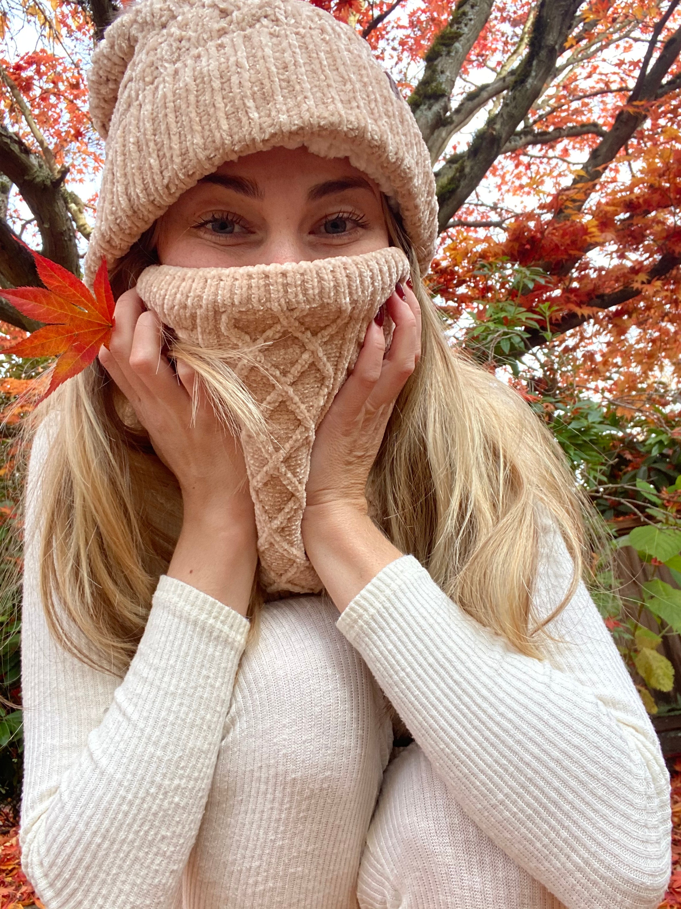 Chenille Knit Snood Neck Warmer | Sand