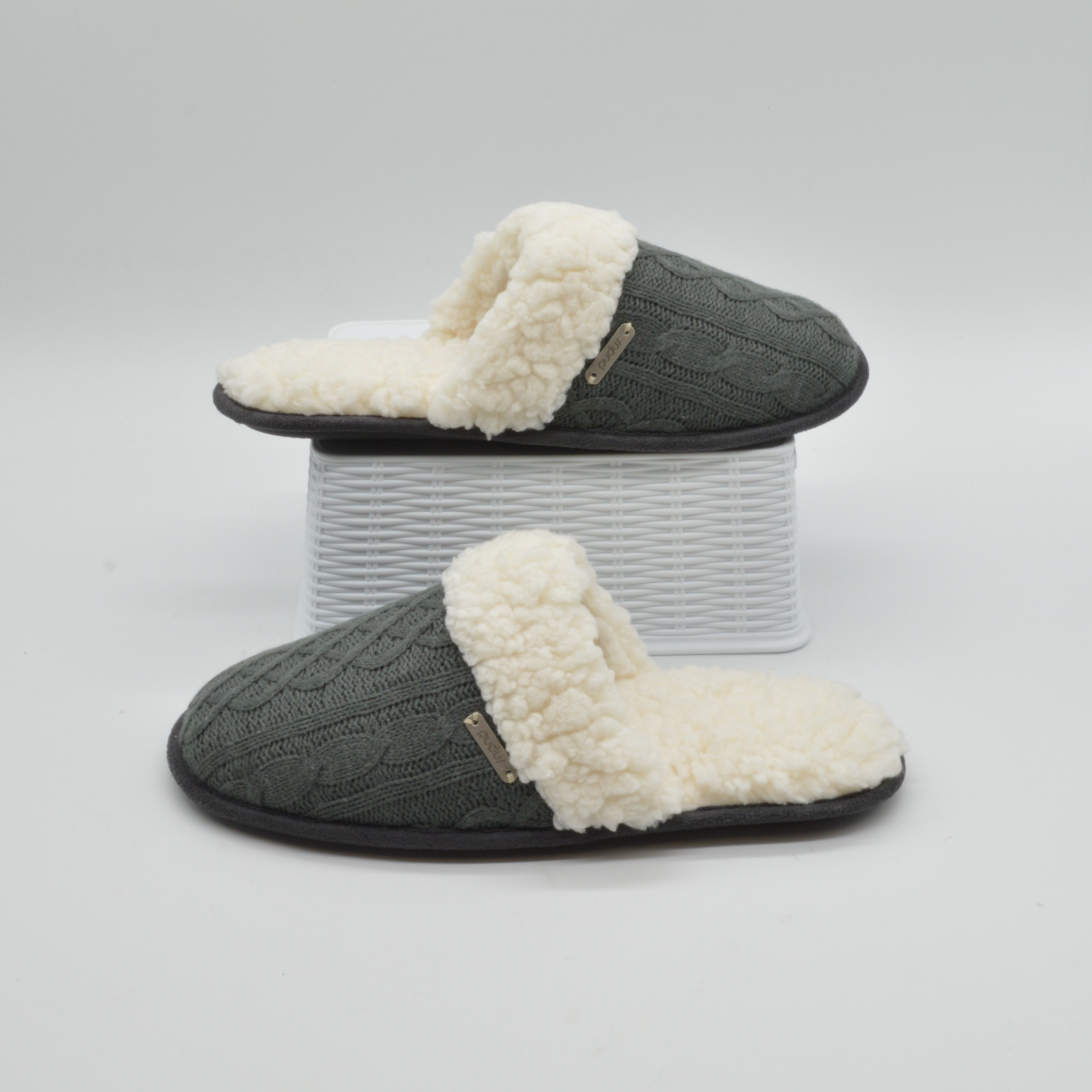 Slides Cable Knit Grey Pudus Lifestyle Co